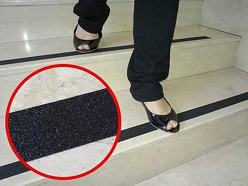 Anti-Slip Black Grit
